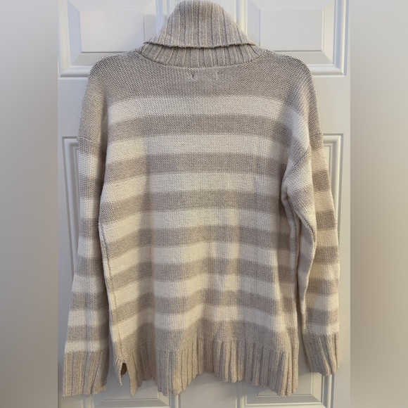 NWT Toad&Co Audrey Turtleneck Sweater Women's S Egret Stripe Recycled Wool - Picture 8 of 9